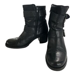 Clarks Artisan Boots Womens 8 M Ferwood Lake Motorcycle Ankle Heels Zip Black